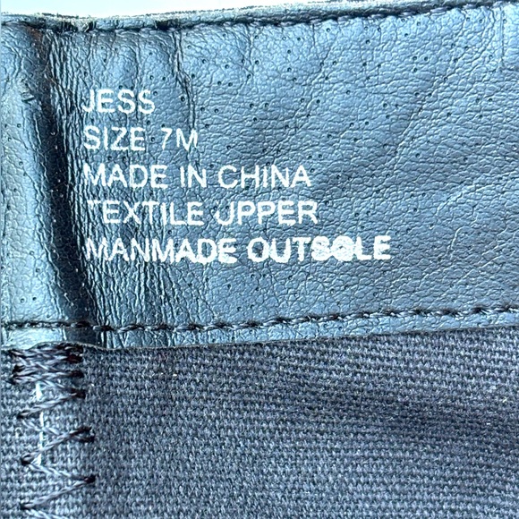 Coconuts By Matisse.Jess,Embroidered Fabric Boots With Round Toe, woman’s Size 7 - Picture 3 of 12